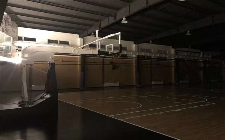 柞木乒乓球館木地板批發(fā)價格