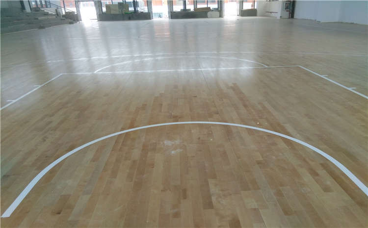 橡膠木NBA籃球場木地板廠**哪**好？
