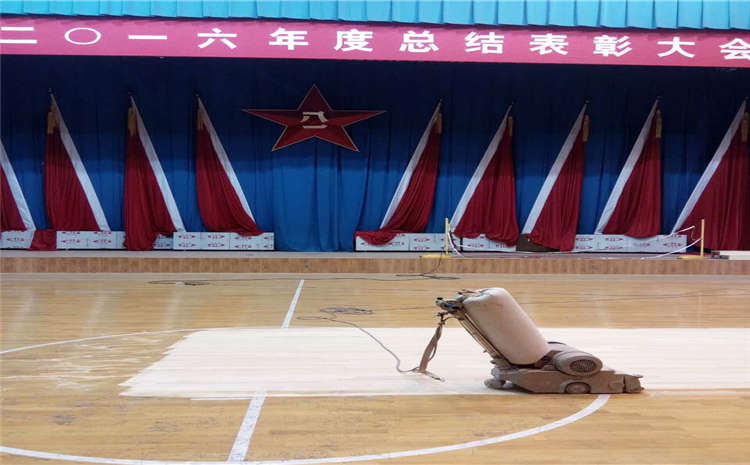 專業的風雨操場運動地板單層龍骨結構
