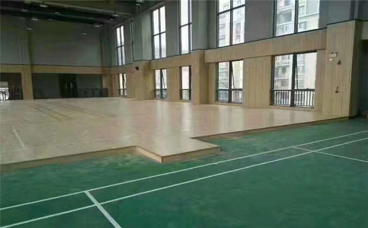 五角楓籃球場實木地板雙層龍骨結構