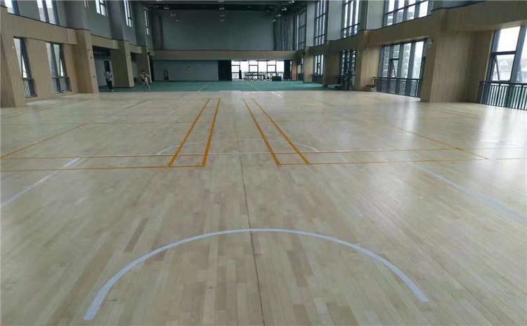 硬木企口木地板籃球館哪個(gè)品牌好？